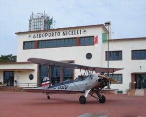 Aéroport Nicelli, histoire et beauté sur l’île du Lido
